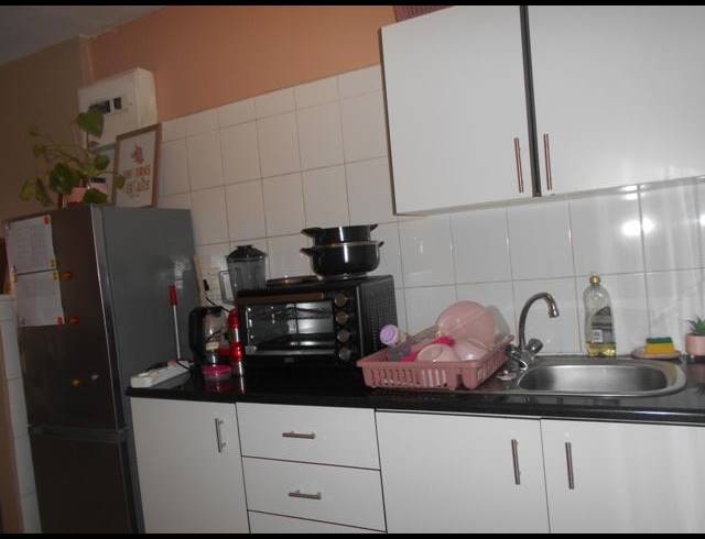 BEDROOM APARTMENT TO LET IN SOUTH BEACH